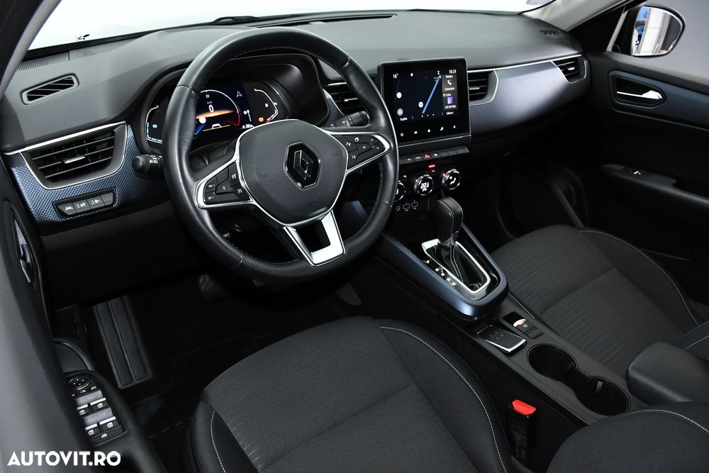 Renault Arkana E-TECH 145 Evolution - 13