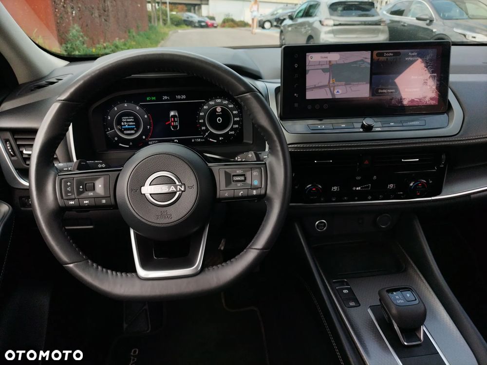 Nissan Qashqai 1.3 DIG-T MHEV N-Connecta Xtronic - 10