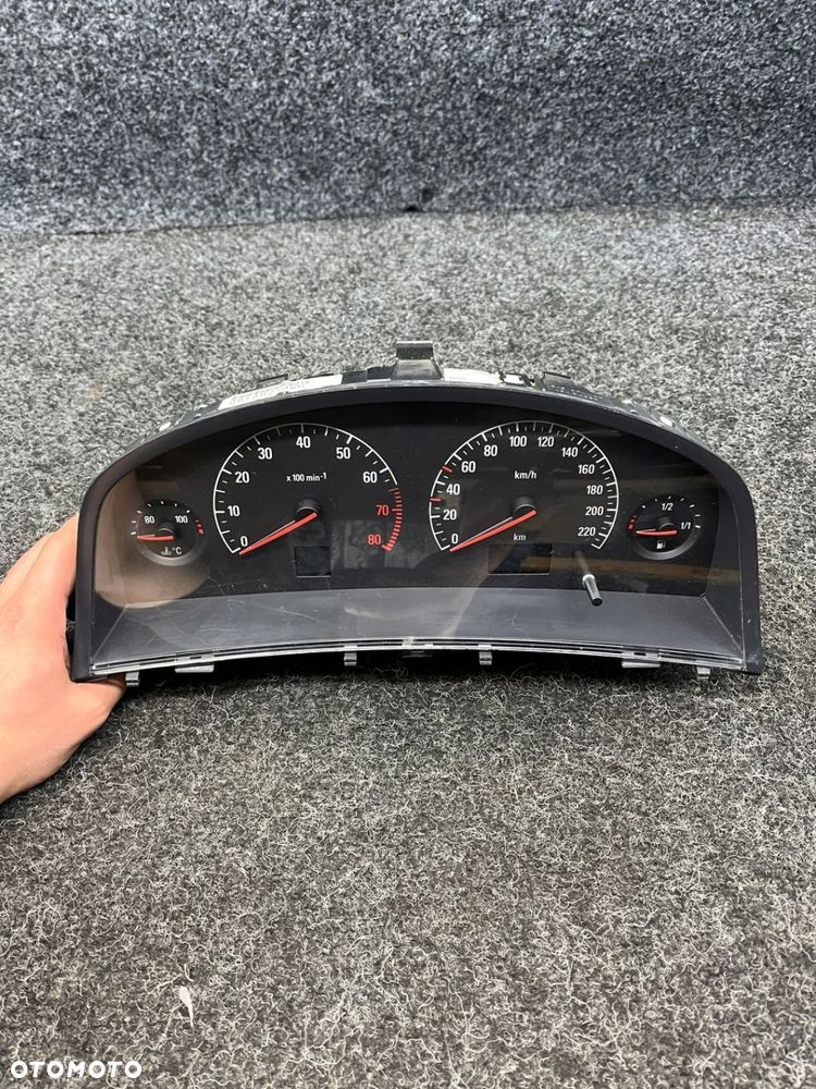 opel vectra c 1.8b licznik zegary 09180273WB