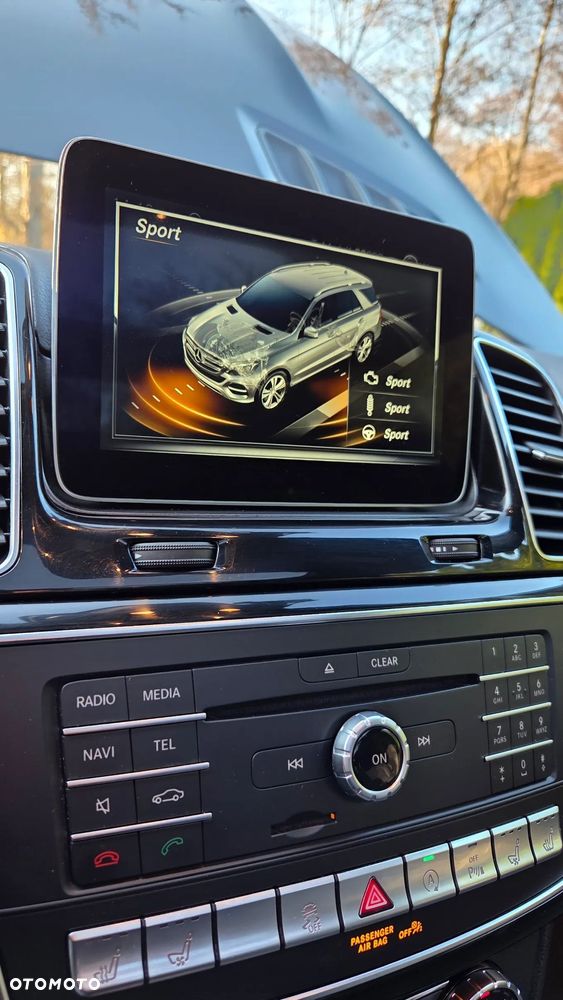 Mercedes-Benz GLE AMG 43 4Matic 9G-TRONIC AMG Line - 14