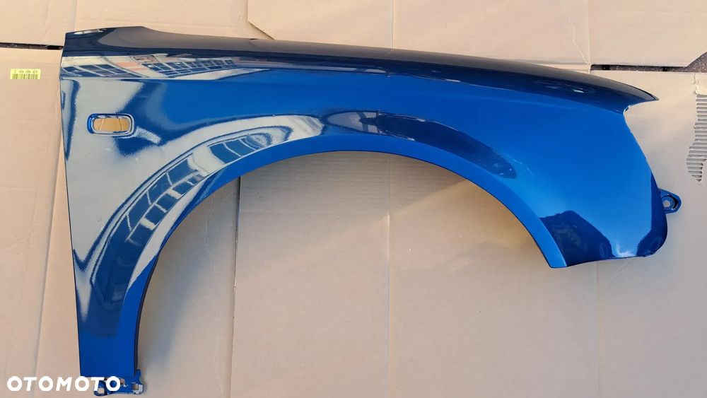 Błotnik AUDI A4 B7 LZ5C (NIEBIESKI) prawy przód do modeli sedan kombi od 2004 do 2007 - 1