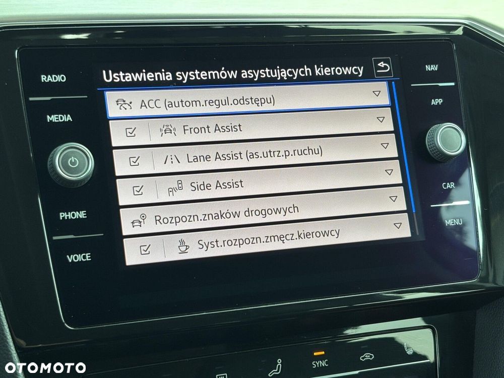 Volkswagen Passat Variant - 30