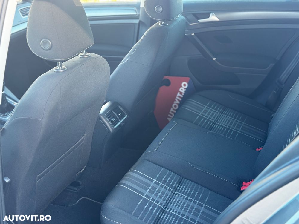 Volkswagen Golf 1.4 TSI BlueMotion Technology Lounge - 10