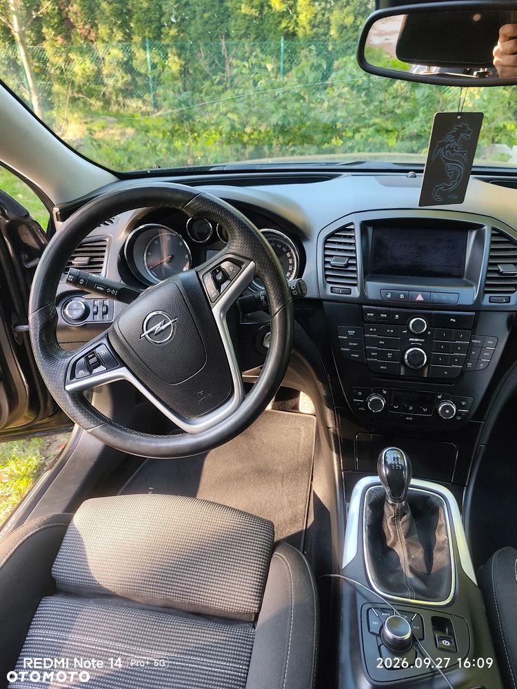 Opel Insignia - 15