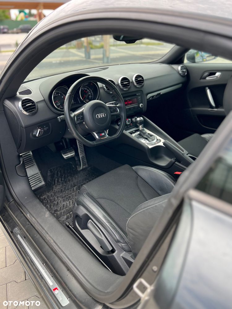 Audi TT Coupé - 10
