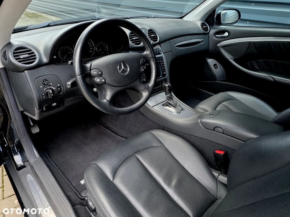 Mercedes-Benz CLK - 14