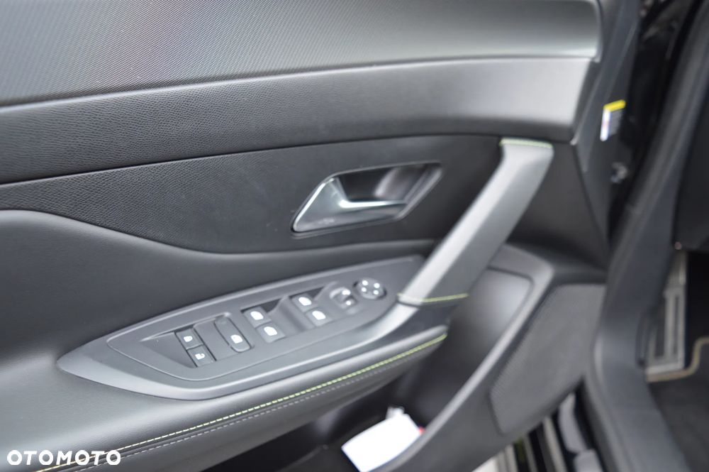 Peugeot 308 - 19