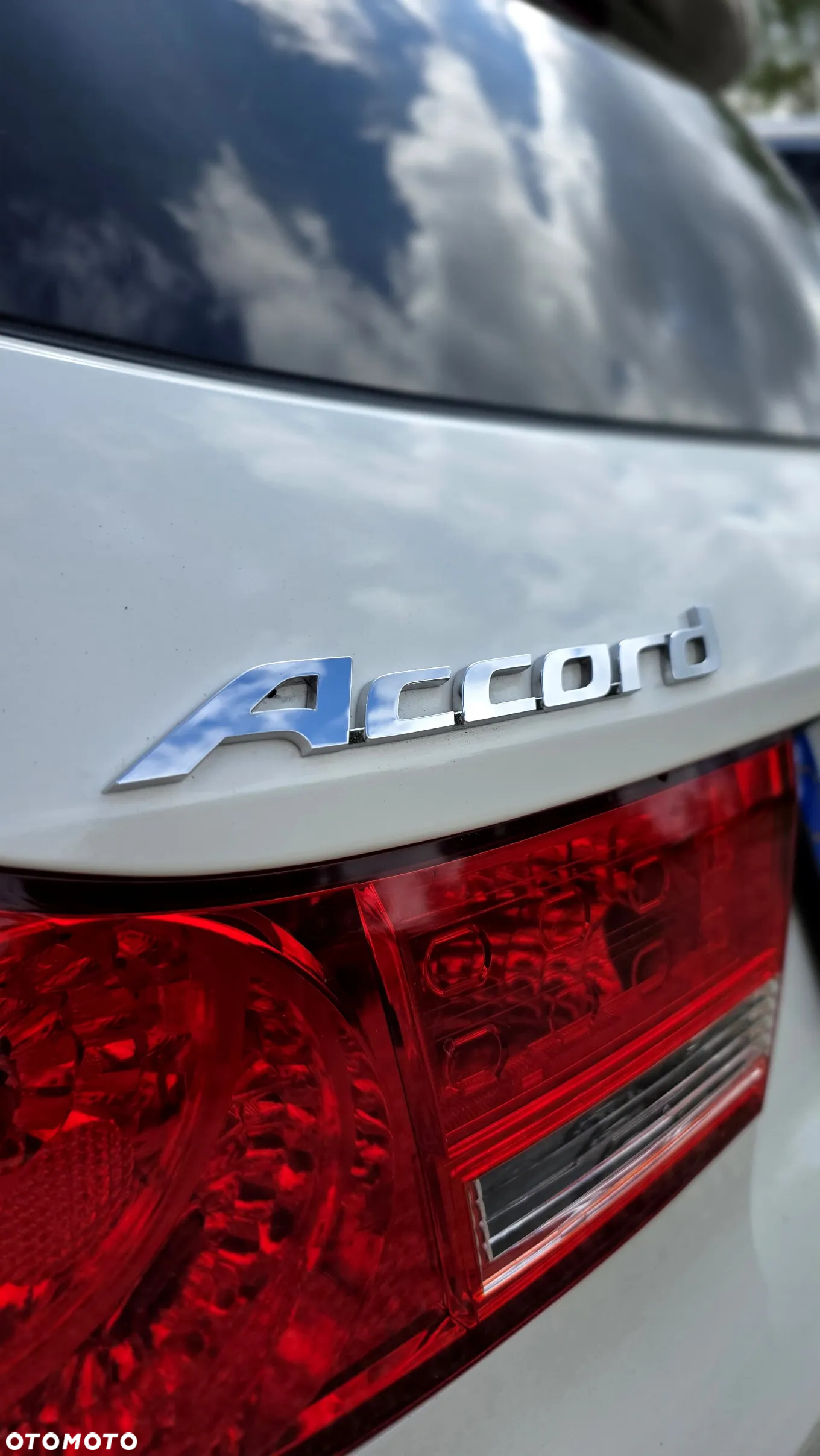 Honda Accord 2.0 Lifestyle - 12
