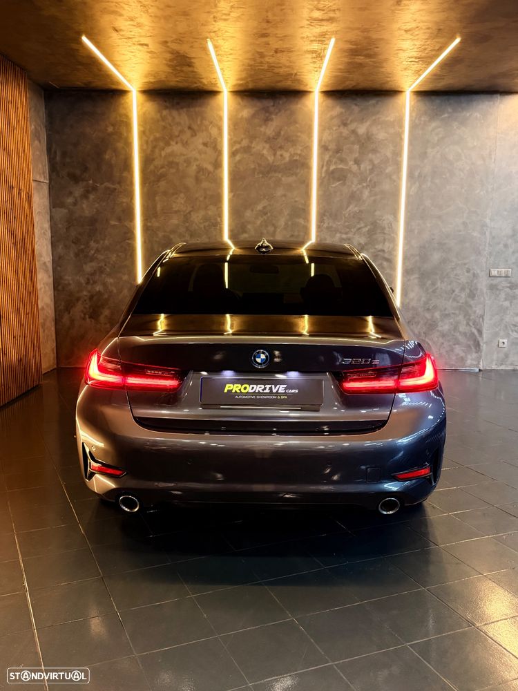 BMW 320 e Line Sport Auto - 12
