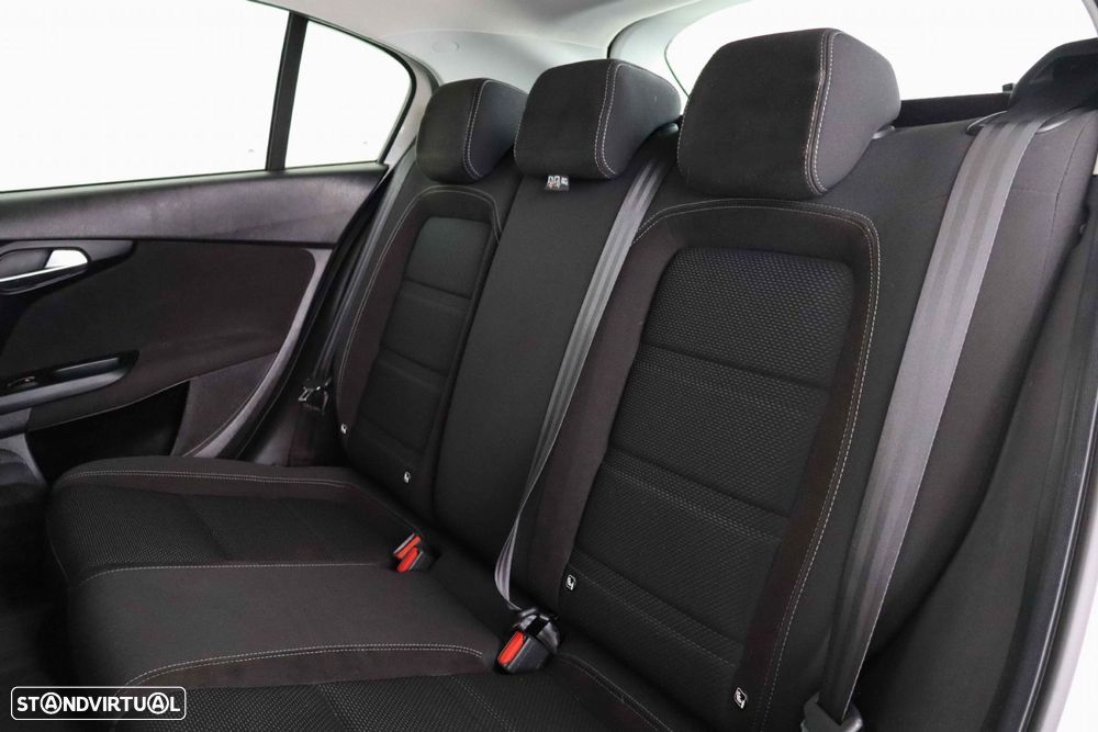 Fiat Tipo 1.3 M-Jet Lounge - 37