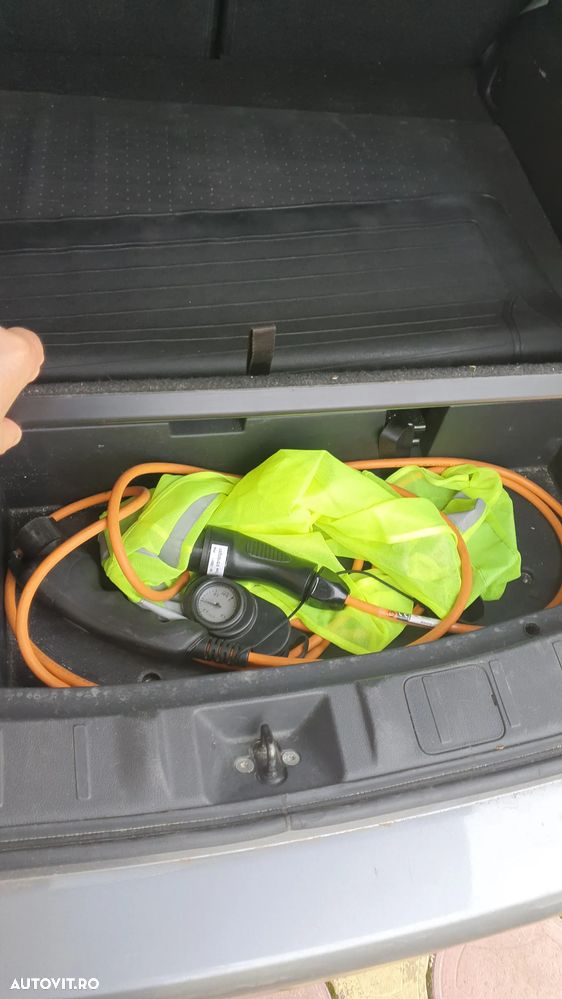 Mitsubishi Outlander 2.0 Litre DOHC MIVEC 4WD Instyle Navi - 11