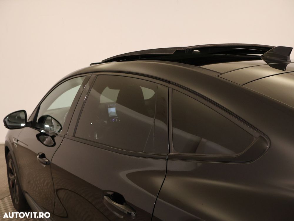 Renault Arkana E-TECH Hybrid RS Line - 11