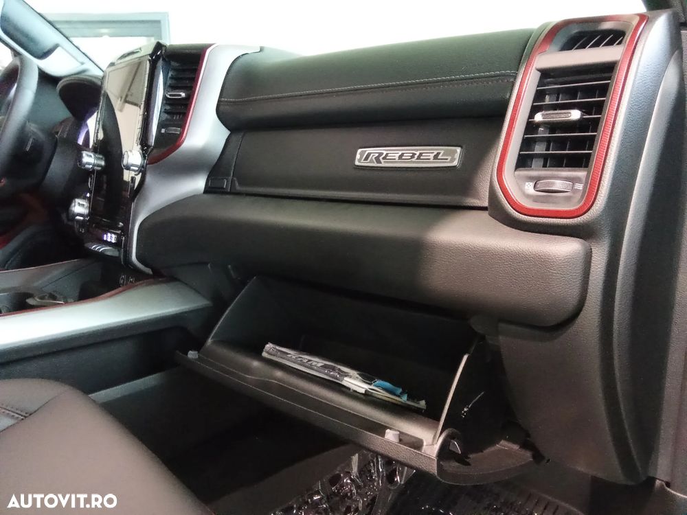 Dodge RAM - 29