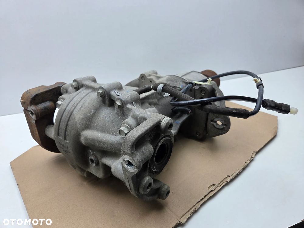 MOST TYL DYFER  TYLNY  CV6W-4B025-DF FORD KUGA II MK2 - 12