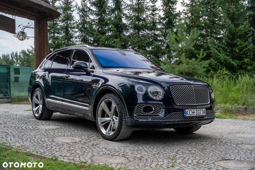 Bentley Bentayga W12 Mulliner - 11