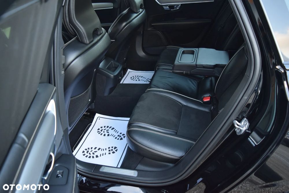 Volvo V90 D4 Geartronic R Design - 36