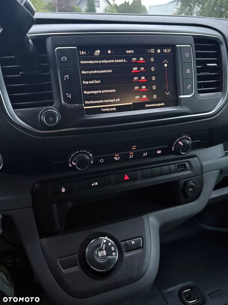 Opel Vivaro - 20
