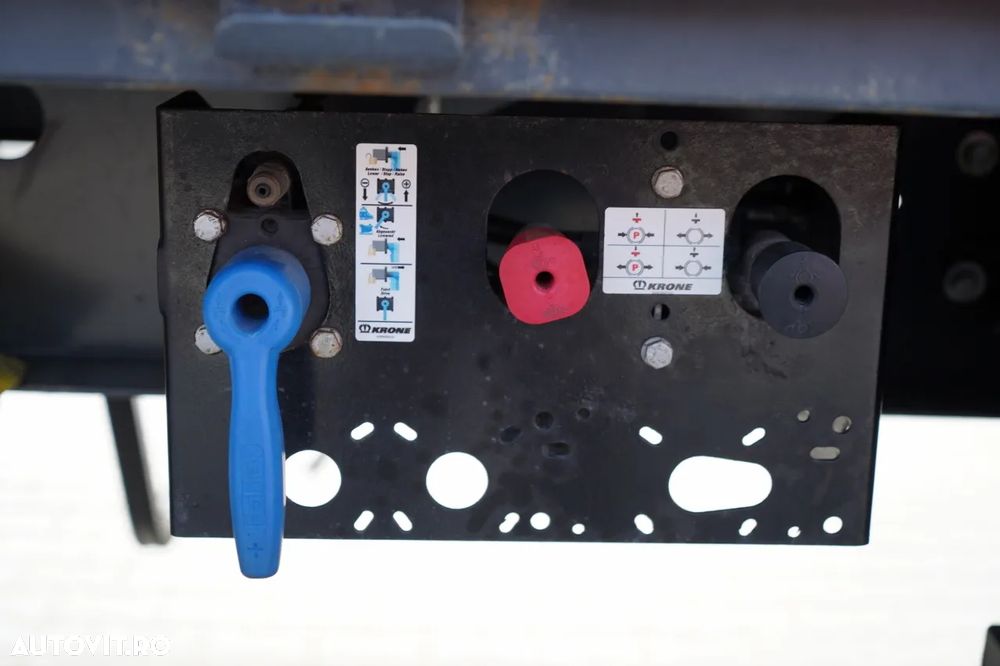 Krone CORTINĂ KRONE / STANDARD / COȘ PENTRU PALEȚI / - 23