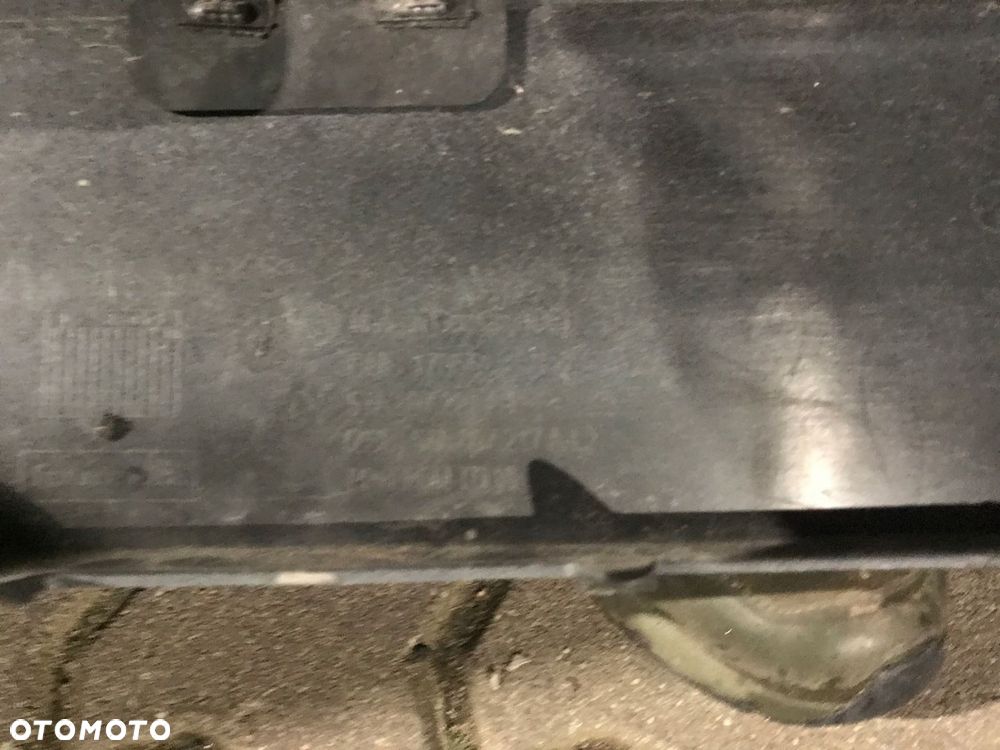 VW TOURAN 5TA ZDERZAK PRZÓD KRATKA GRILL 16-17-18 - 5