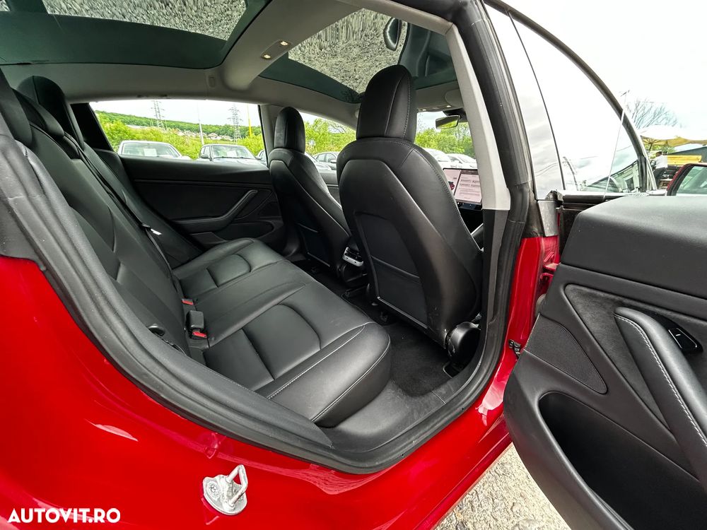 Tesla Model 3 - 19
