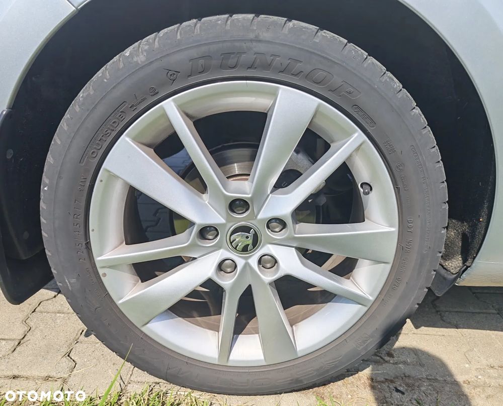 Skoda Octavia 2.0 TDI Style DSG - 16