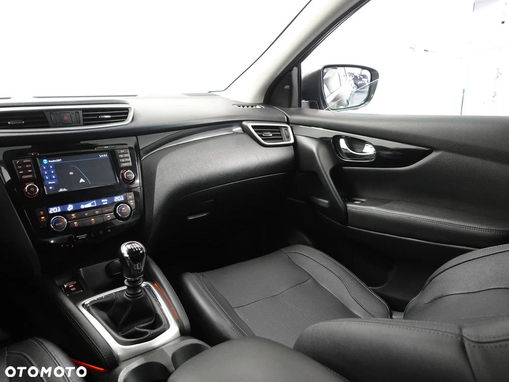 Nissan Qashqai - 30