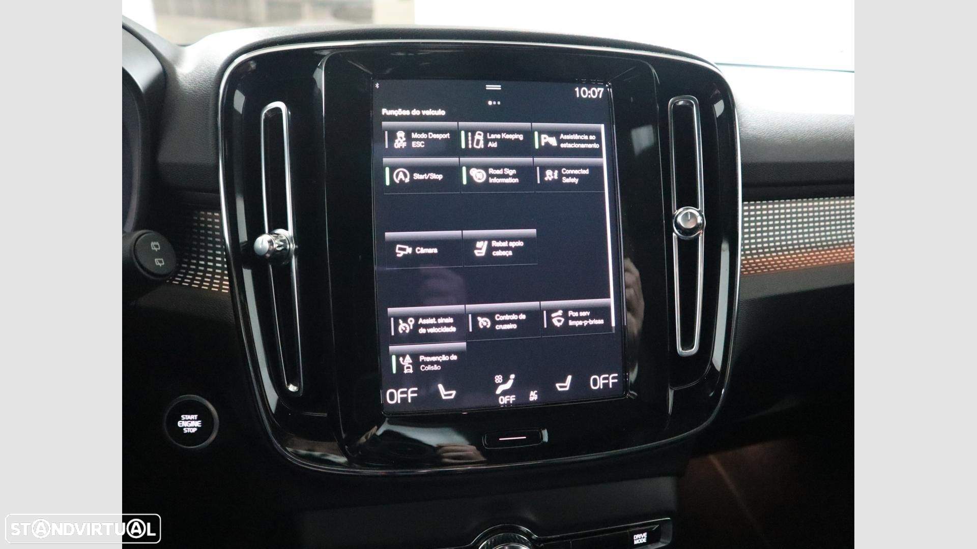 Volvo XC 40 1.5 T2 Plus Dark Auto - 21