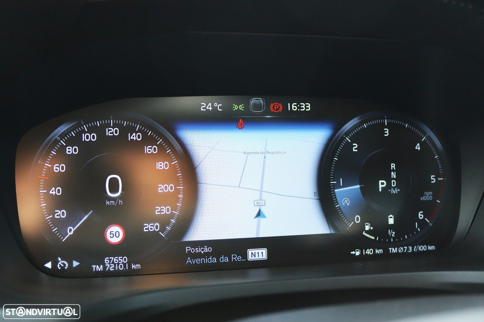 Volvo V60 2.0 B4 Momentum Geartronic - 20