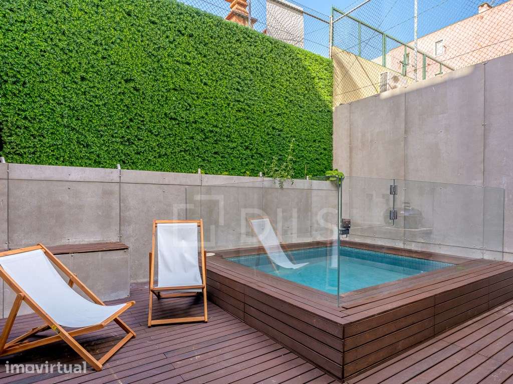 Moradia T6 com terraço e piscina em Campolide, Lisboa - Grande imagem: 2/48