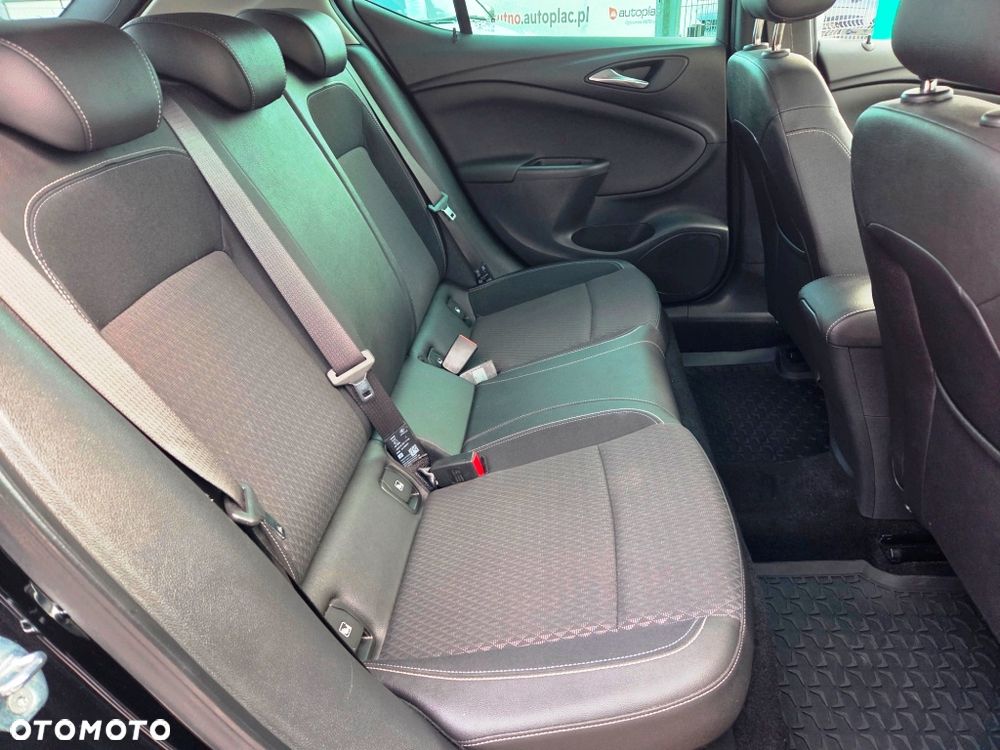 Opel Astra 1.4 Turbo Start/Stop Innovation - 30