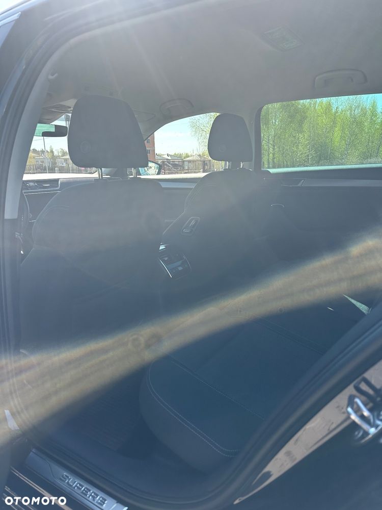 Skoda Superb 2.0 TDI SCR 4x4 Style DSG - 7