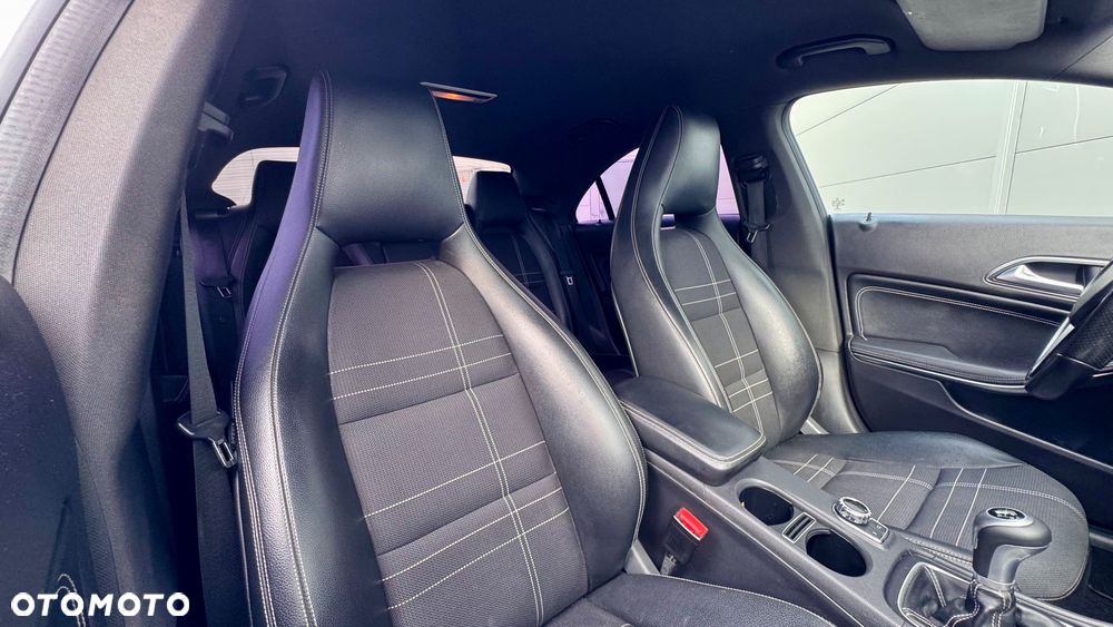 Mercedes-Benz CLA 200 AMG Line - 7
