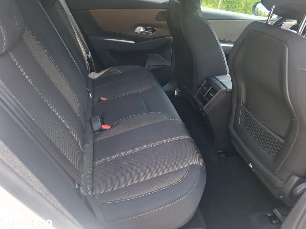 DS Automobiles DS 7 Crossback 1.6 E-Tense Bastille + - 9