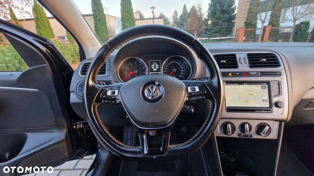 Volkswagen Polo 1.2 TSI Blue Motion Technology Lounge - 16