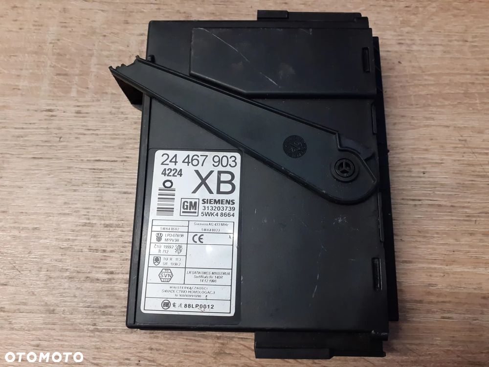 Sterownik KOMPUTER MODUŁ KOMFORTU OPEL CORSA C - 1