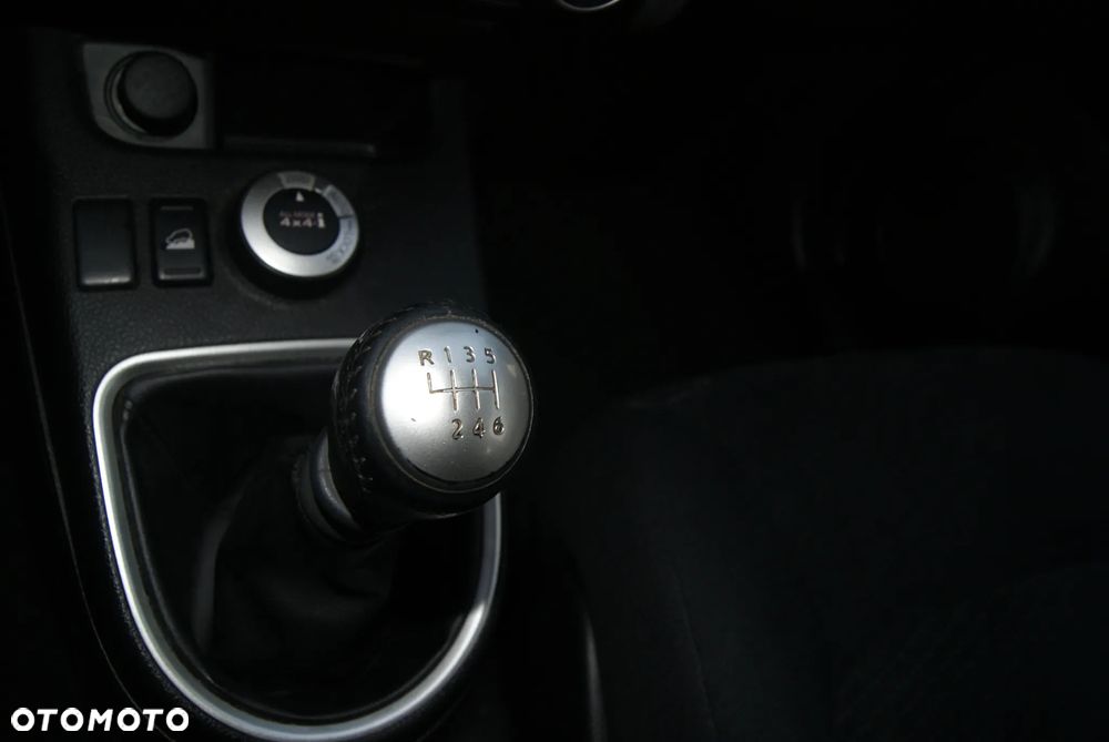 Nissan X-Trail 2.0 dCi 4x4 DPF SE - 21