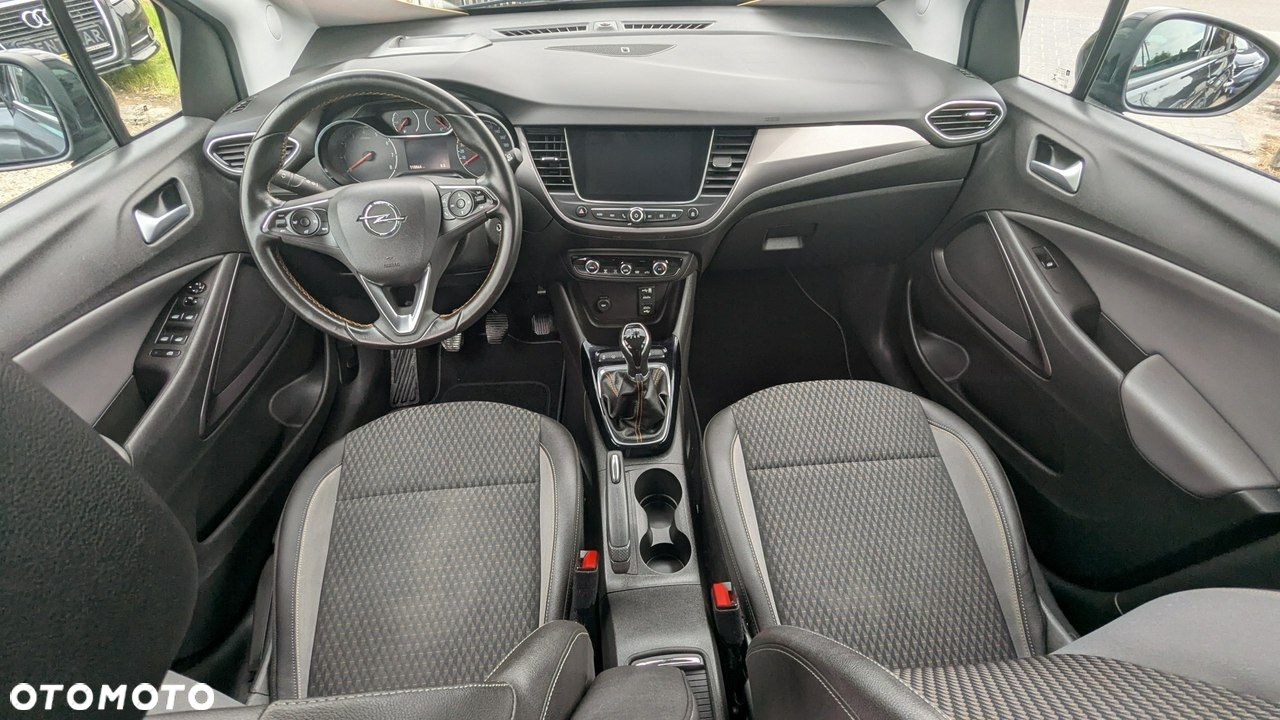 Opel Crossland X - 17