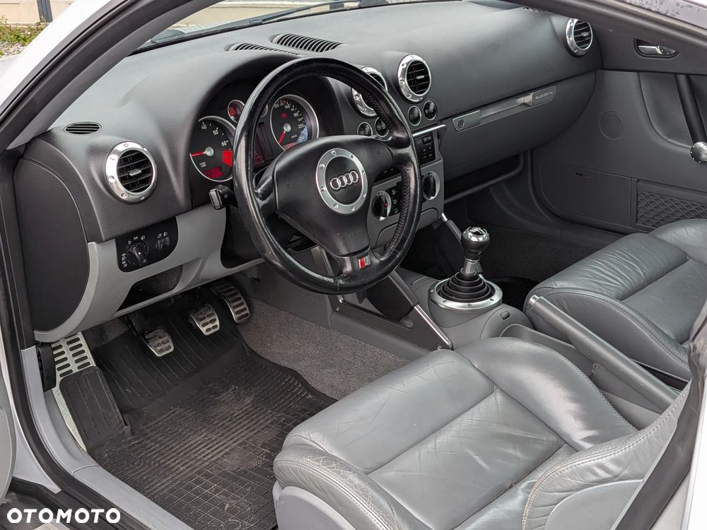 Audi TT Coupé 1.8 T quattro - 12