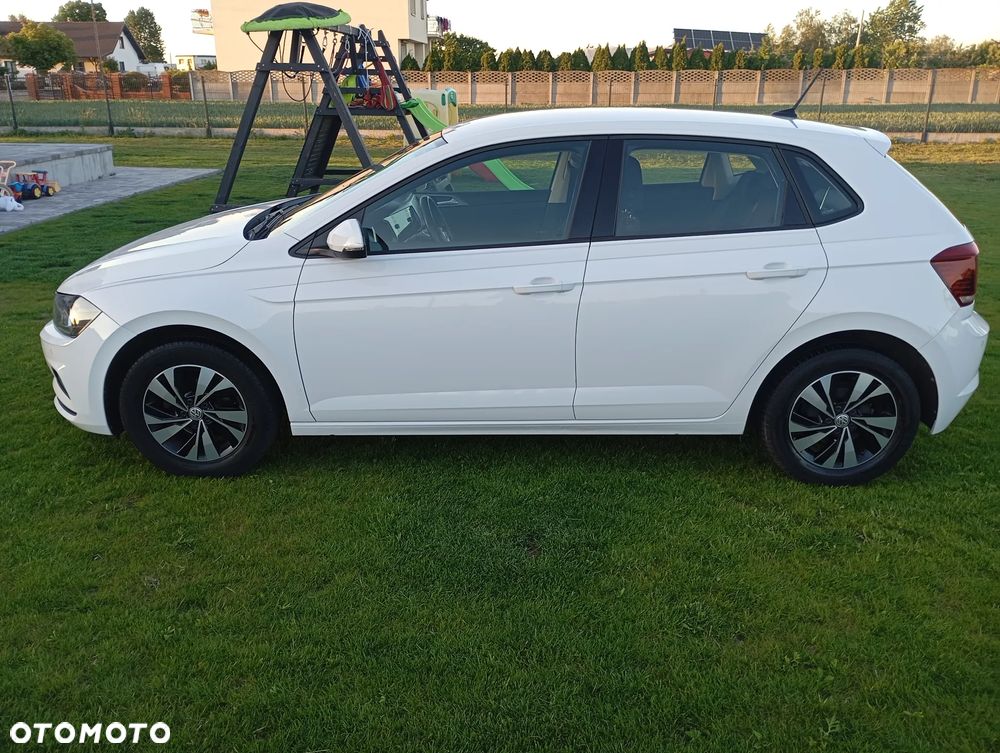 Volkswagen Polo - 13
