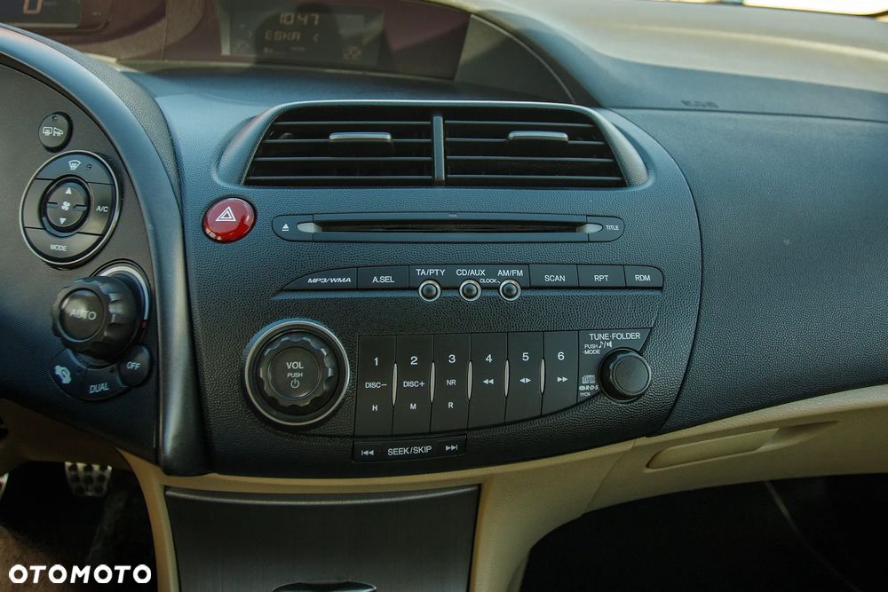 Honda Civic 1.8i-VTEC Executive - 28