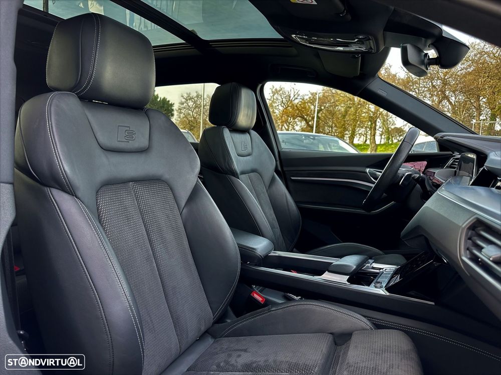 Audi e-tron 55 quattro S line - 25
