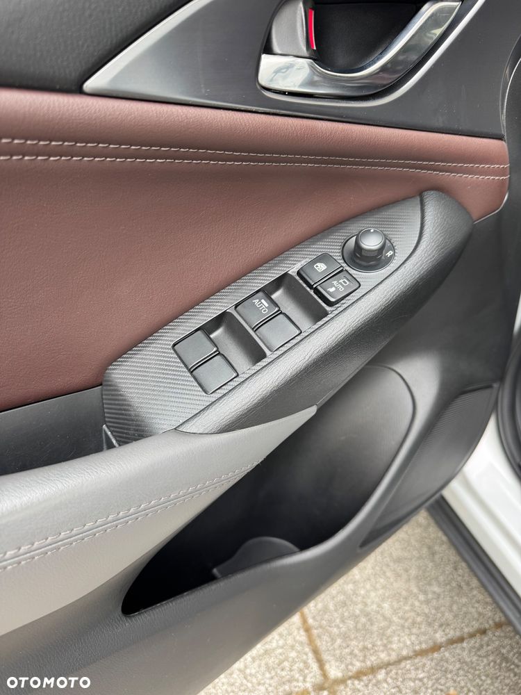 Mazda CX-3 2.0 Takumi - 11