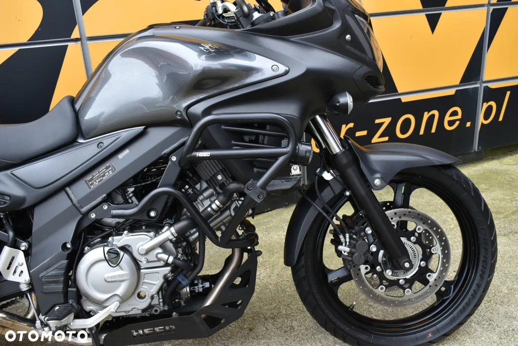 Suzuki V-STROM - 4