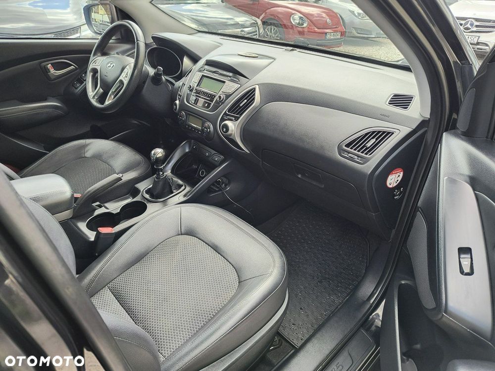 Hyundai ix35 1.7 CRDi 2WD blue Comfort - 16