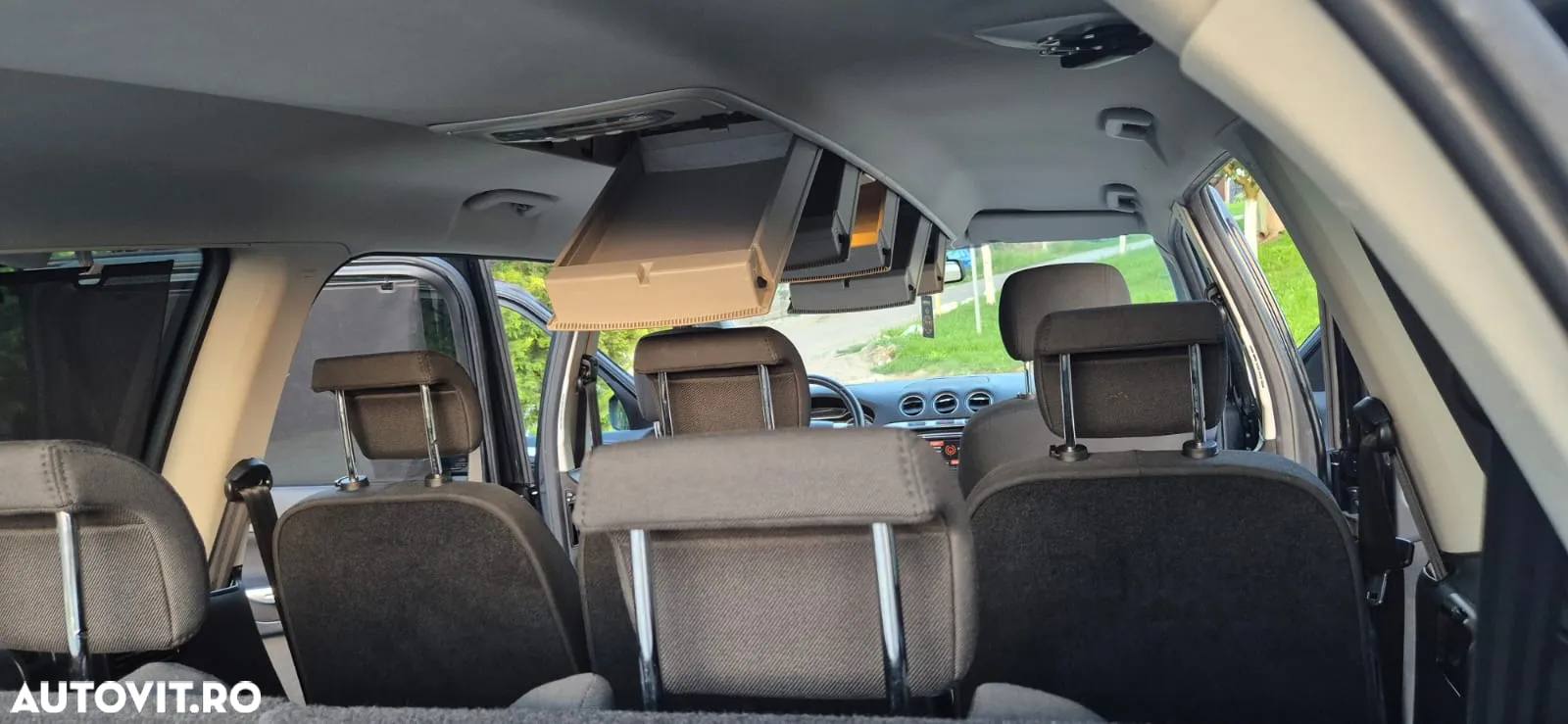 Ford Galaxy - 18