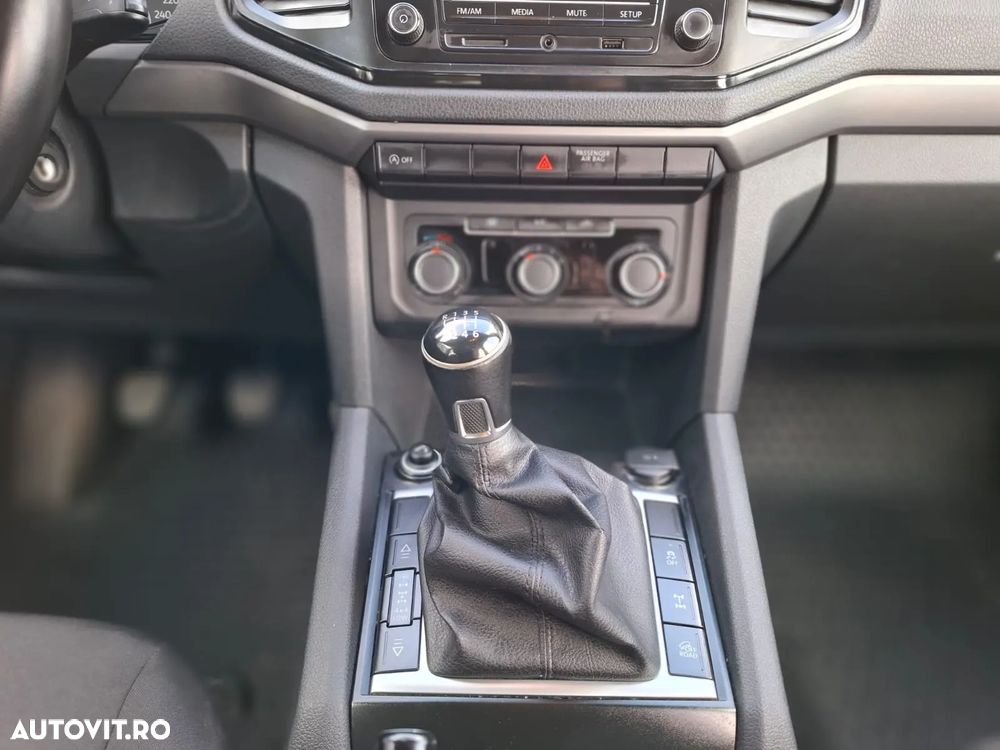 Volkswagen Amarok - 13