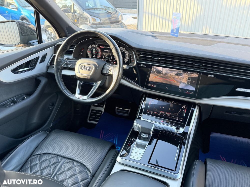 Audi Q7 50 TDI quattro Tiptronic S line - 24