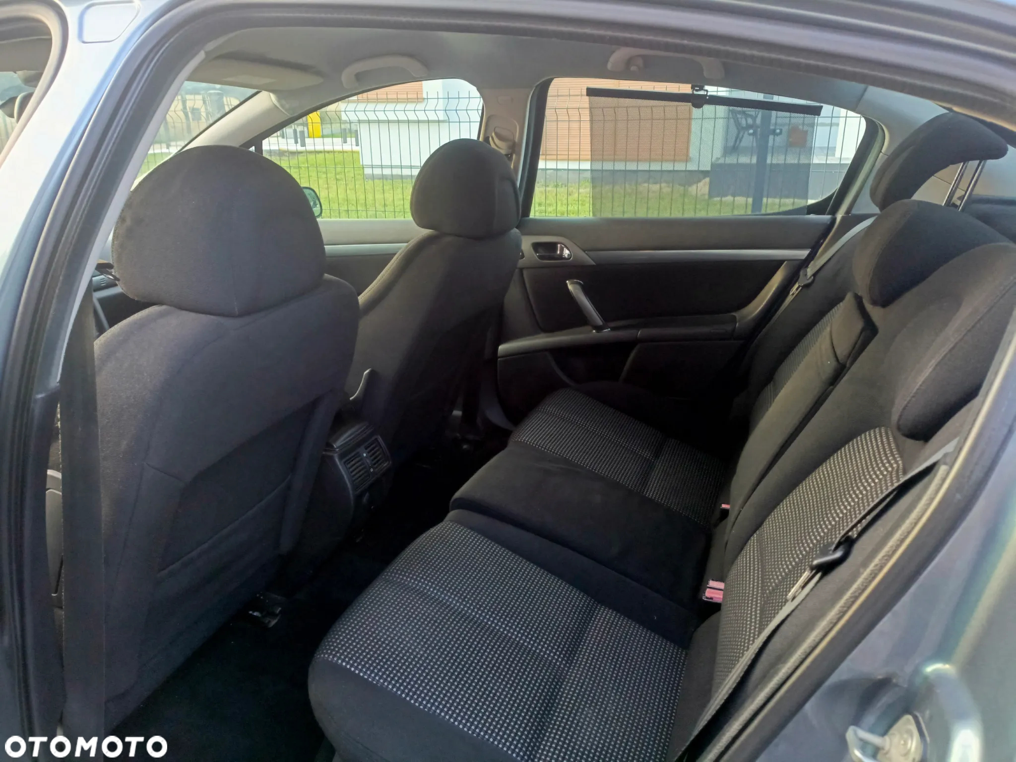 Peugeot 407 - 24