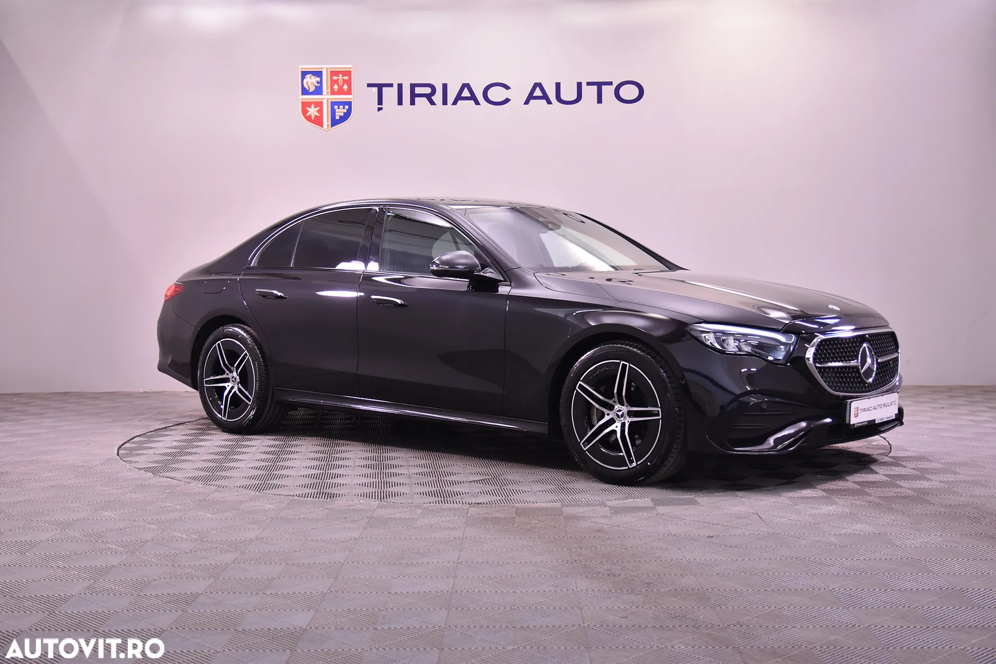 Mercedes-Benz E - 7
