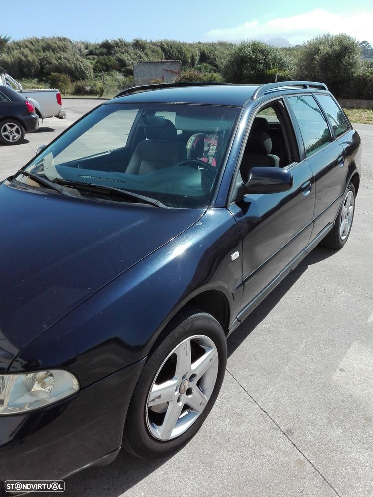 Audi A4 Avant 1.9 TDI Attraction - 1